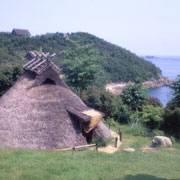 古代体験の郷「まほろば」（鹿久居島）